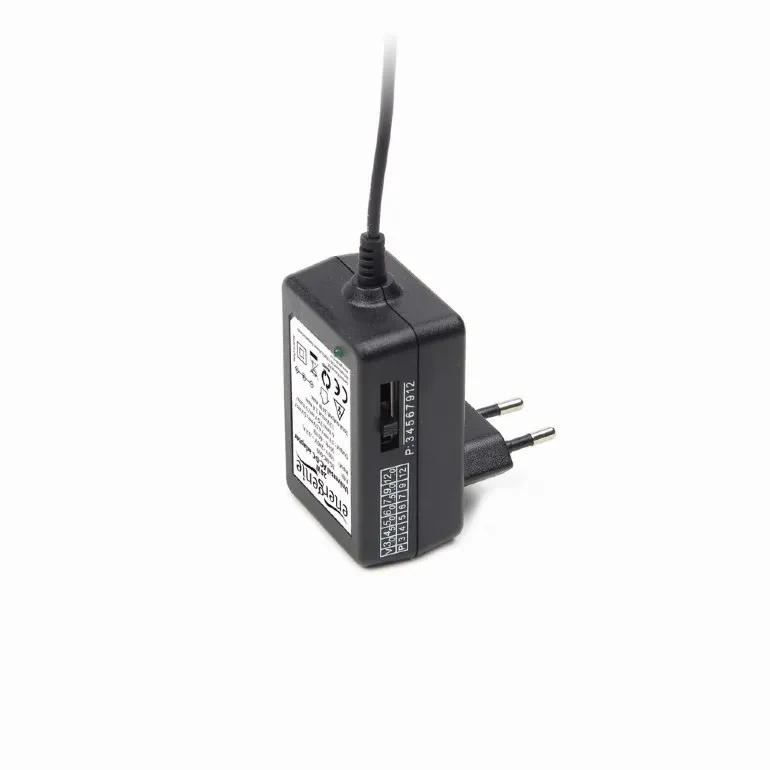 AC-DC adapter  Gembird EG-MC-009, 24 W, Universal AC powered DC adapter with manual voltage selection,  7 DC power connectors 4