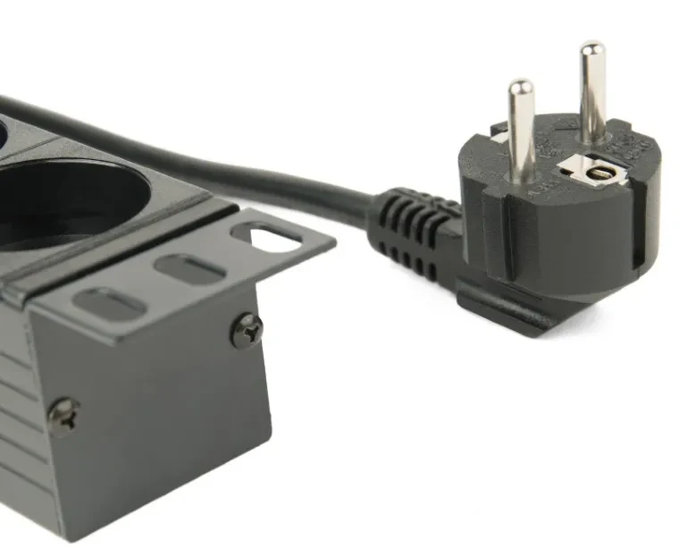 Gembird EG-PDU-014, Power distribution unit (PDU), 8 Schuko sockets, 1U, 16A, 3 m cable 2