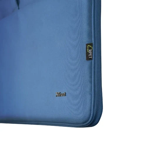 Trust NB bag 16” Bologna, Eco-friendly Slim laptop bag for 16” laptops, (410 x 290mm), Blue