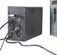 UPS EnerGenie EG-UPS-034 / 2000VA / 1200W 3