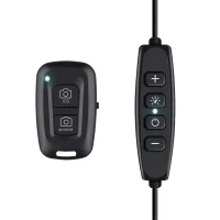 2-in-1 Streaming Kit  Trust Maku+ 7
