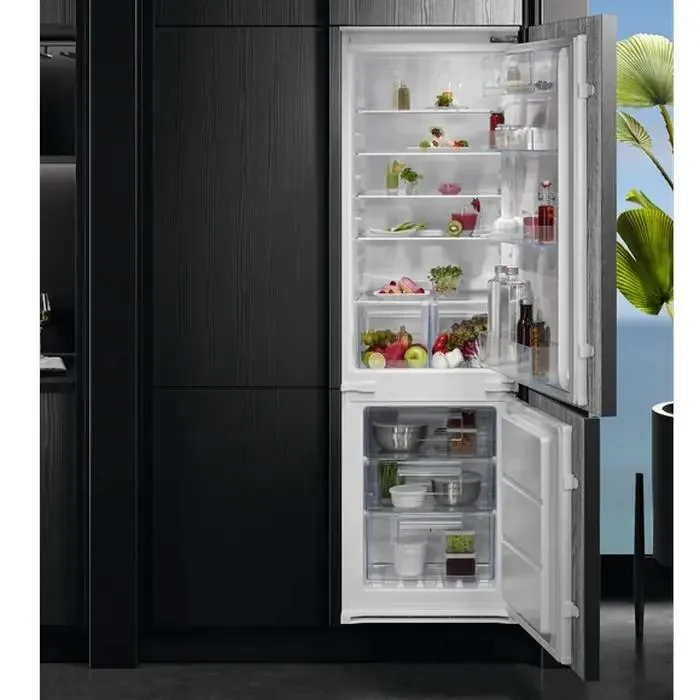 Refrigerator AEG OSC6N181ES, White 5