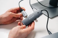 Adaptor Multiport 8-in-1 Verbatim CMH-08/ USB-С/ USB-A / HDMI/ SD/ microSD 5